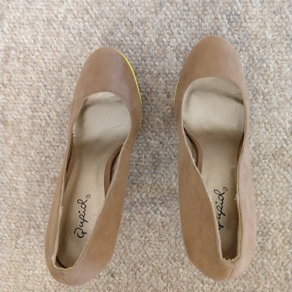 Tan and Yellow Platform Heels - Picture 4 of 5